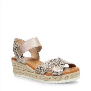 Anne Klein snake print sandals